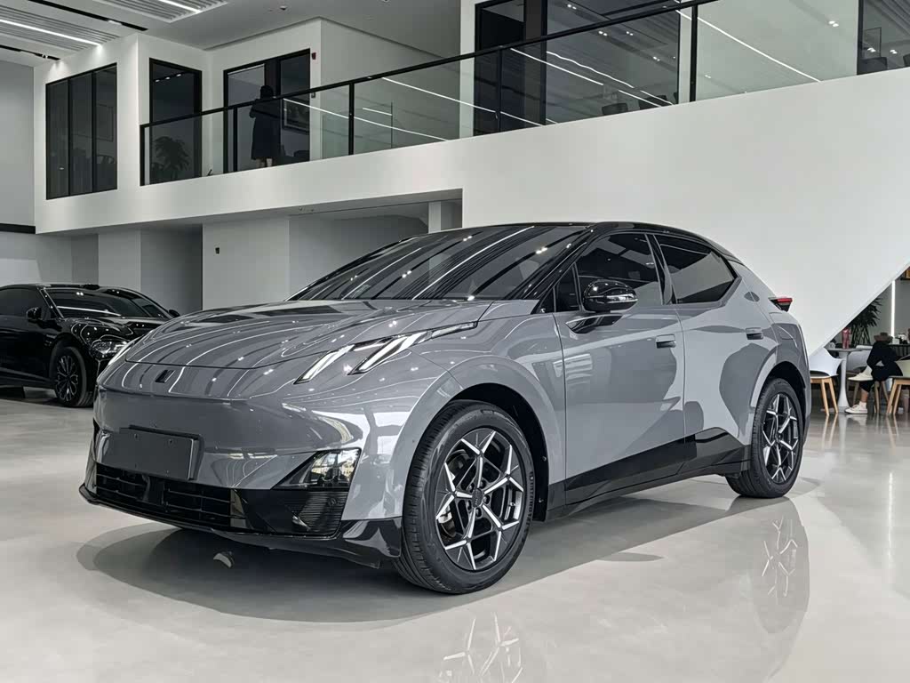 Lynk & Co Z20