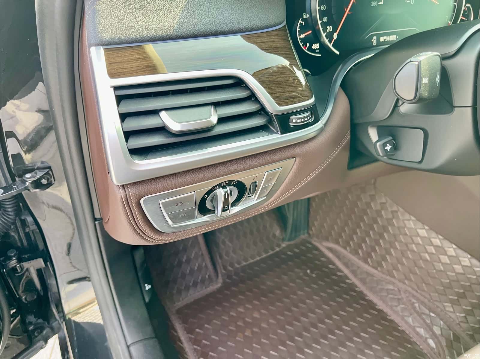 BMW 7 Series, 2017 все фото