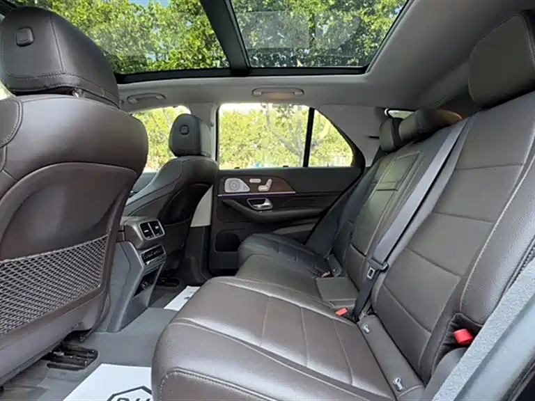 Mercedes-Benz GLE Mercedes-Benz GLE