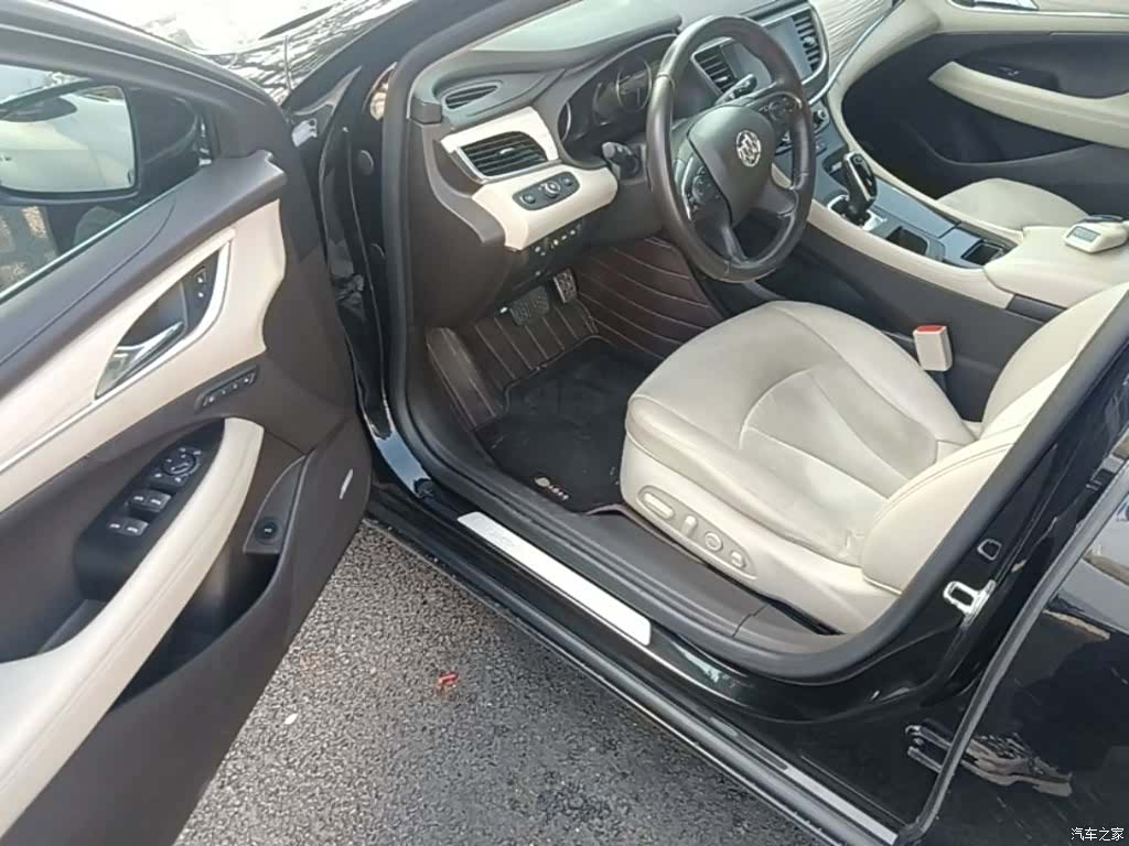 Buick LaCrosse, 2017 16