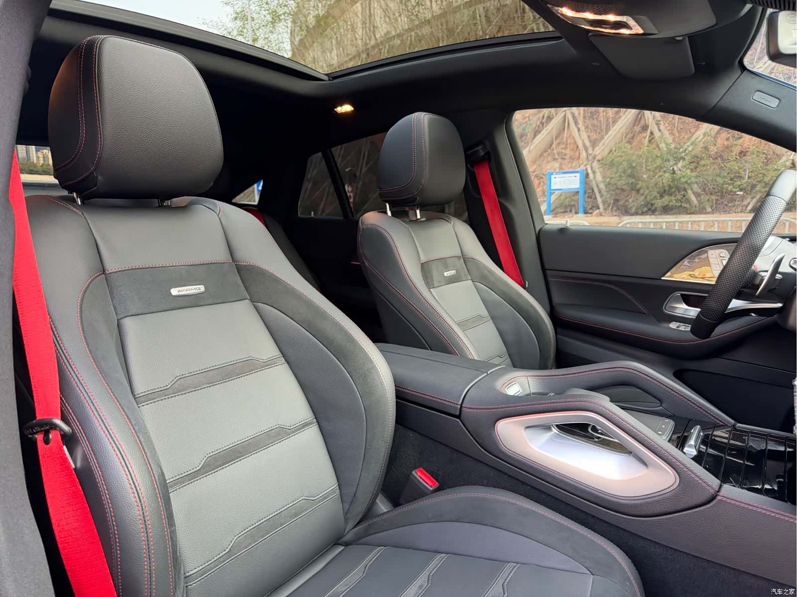 Mercedes-Benz GLE, 2024 12