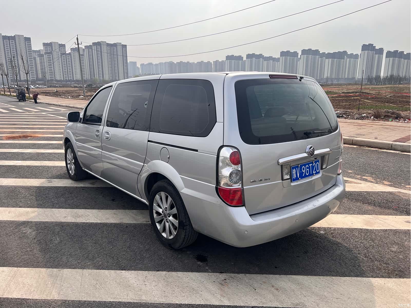 Buick GL8, 2014 9