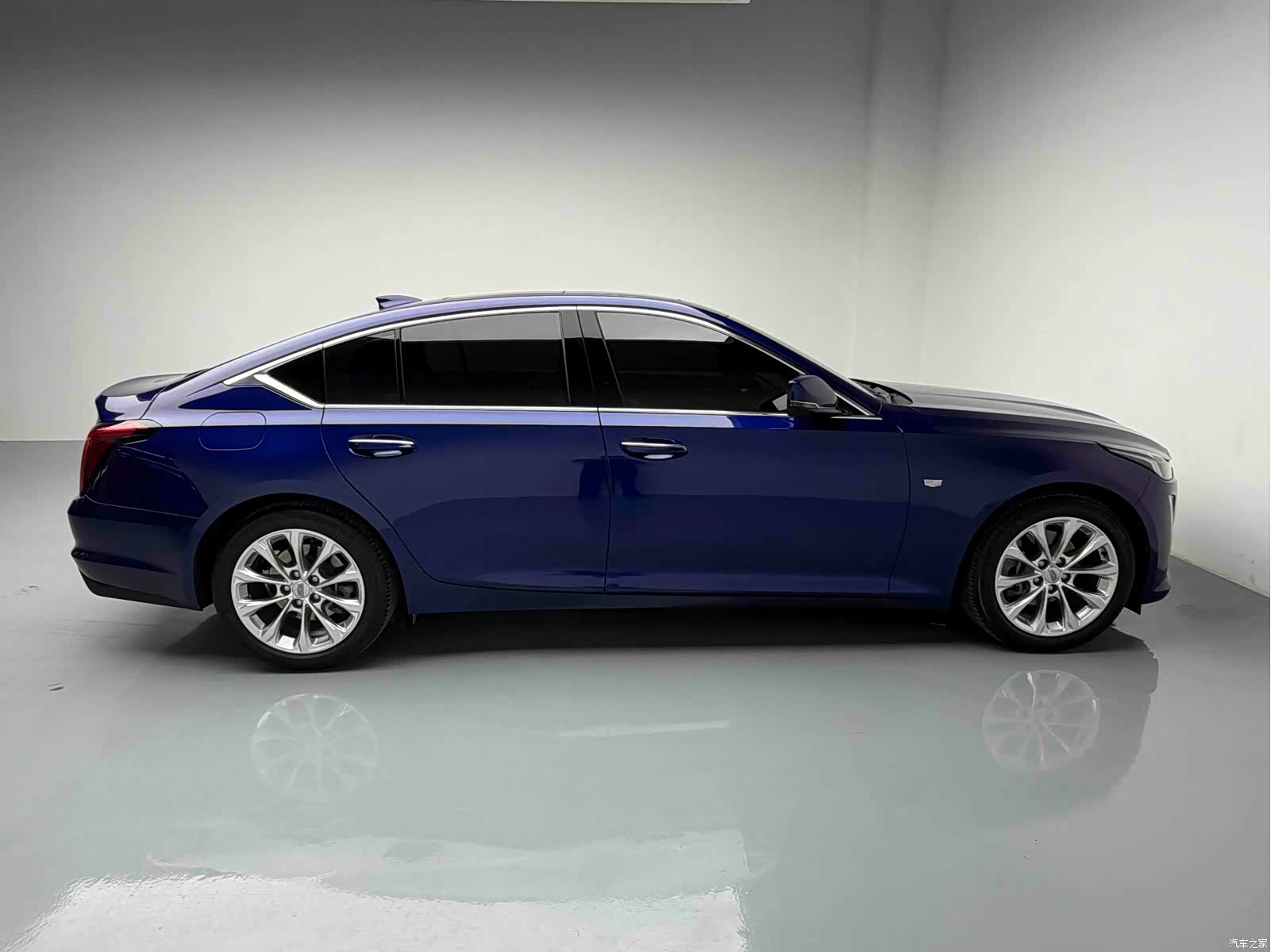 Cadillac CT5, 2023 9