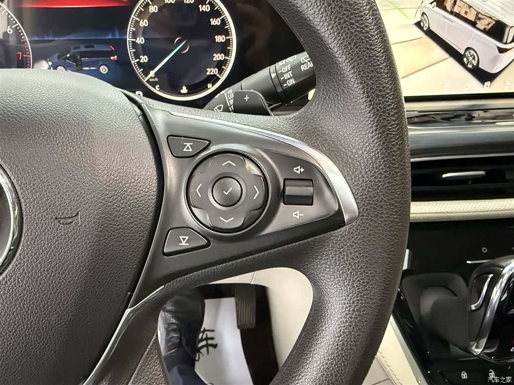 Buick GL8, 2023 12