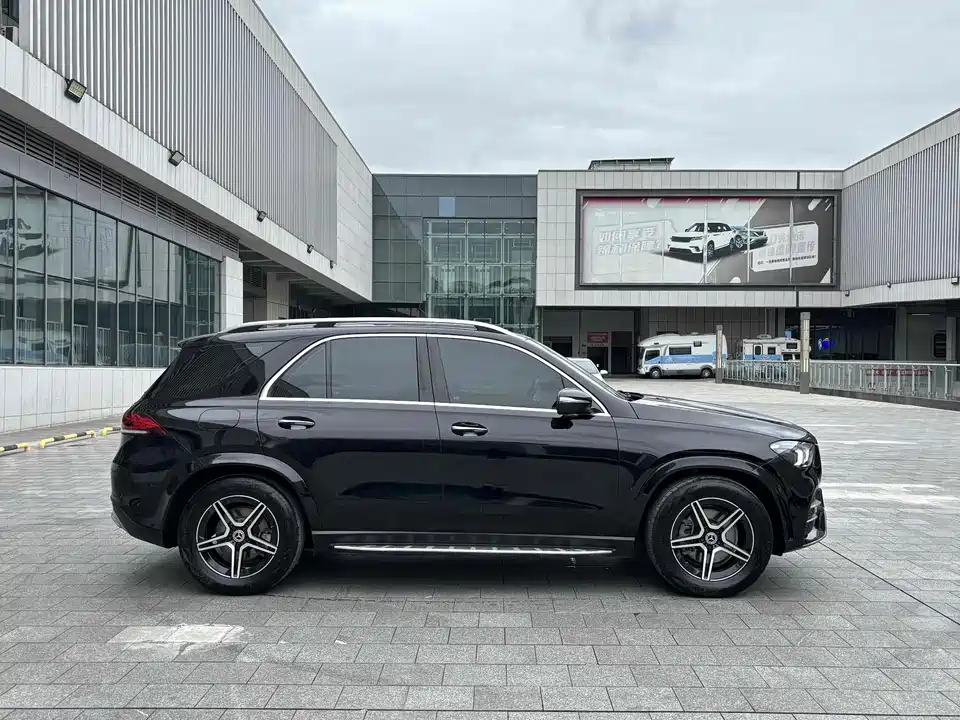Mercedes-Benz GLE Mercedes-Benz GLE