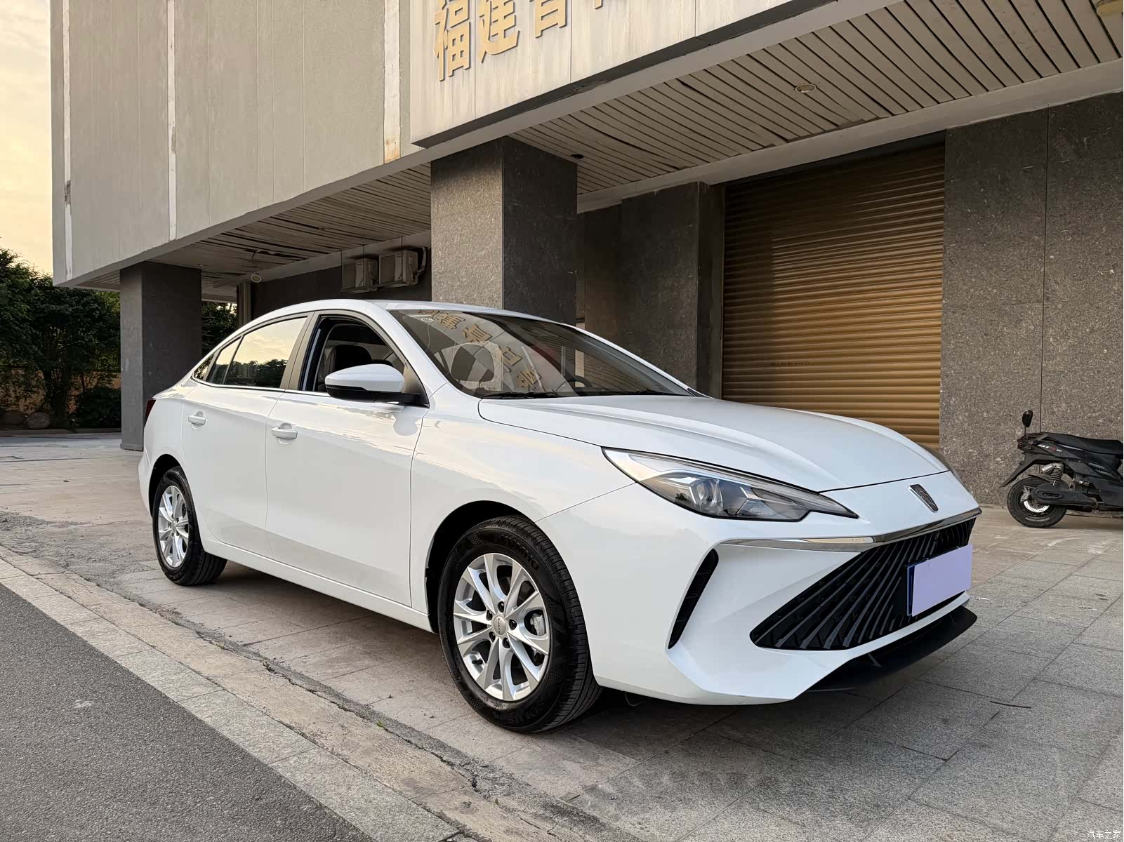 Roewe i5, 2026 3