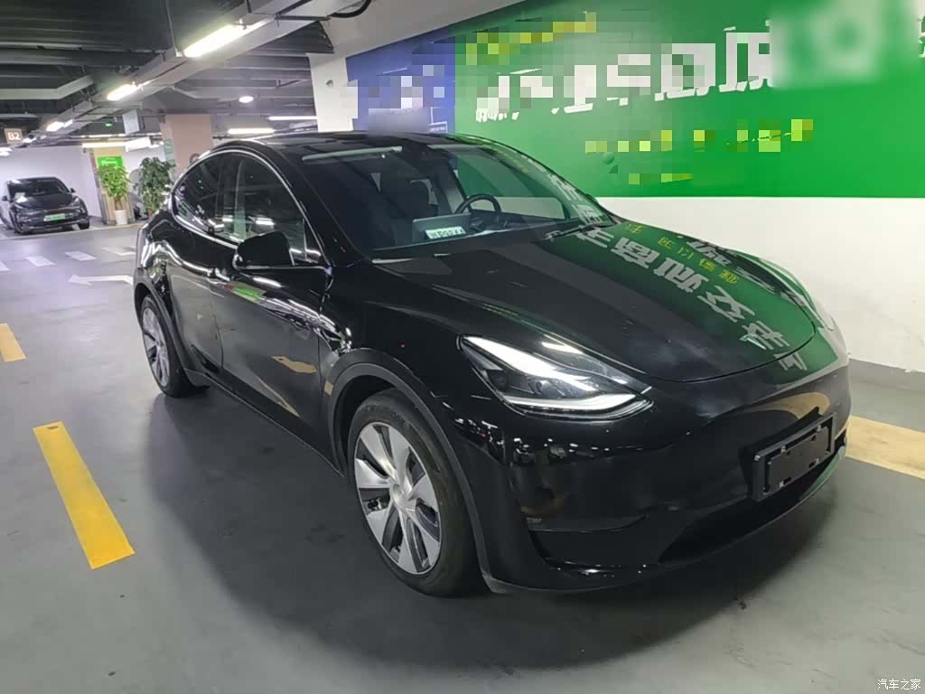 Tesla Model Y, 2021 4