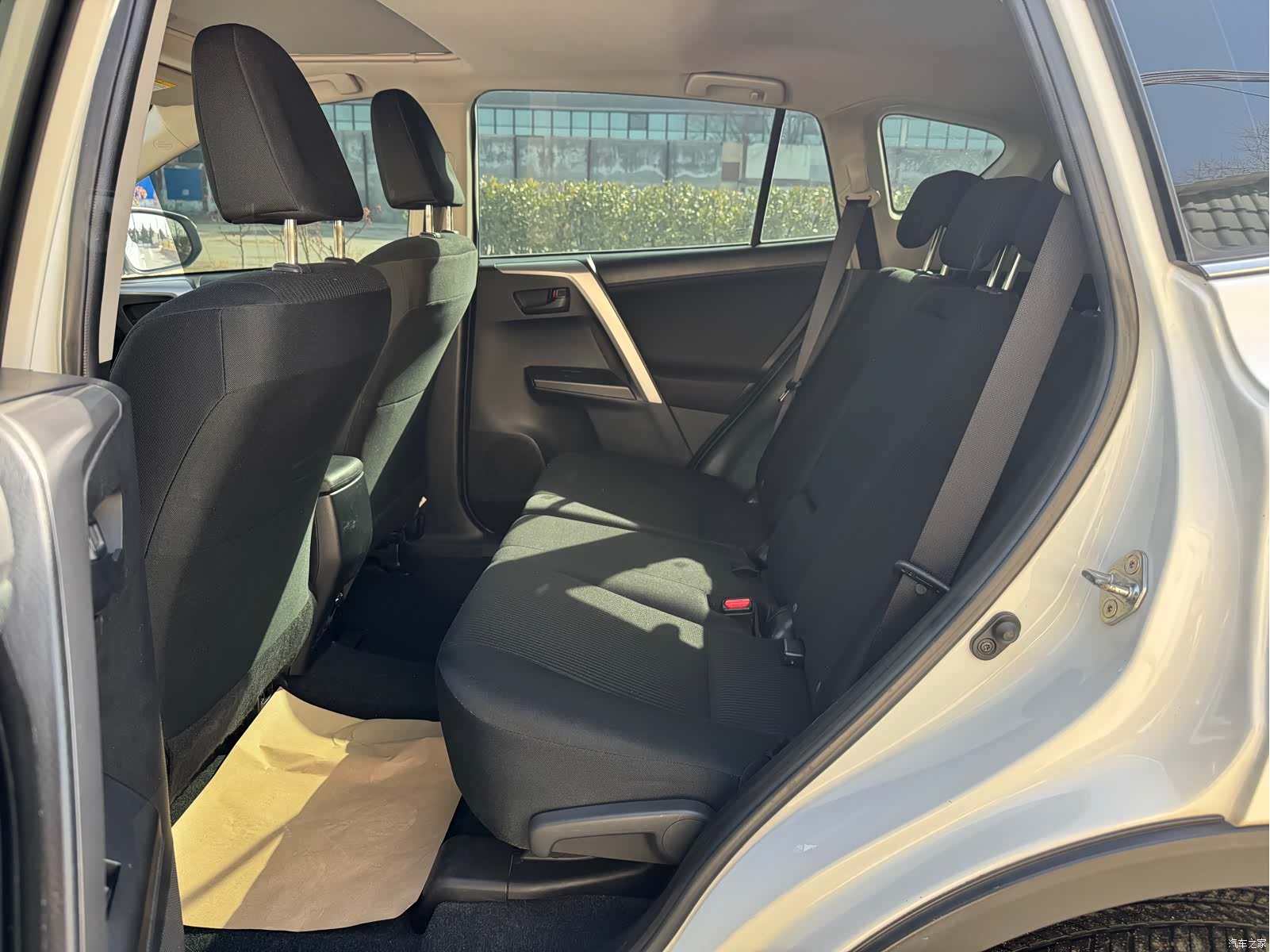 Toyota RAV4, 2018 8