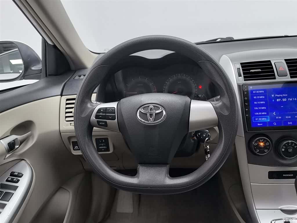 Toyota Corolla, 2014 11