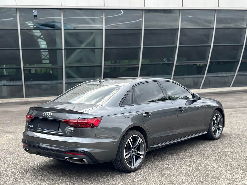 Audi A4L