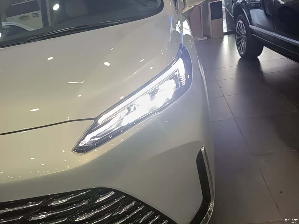 Buick GL8, 2025 24