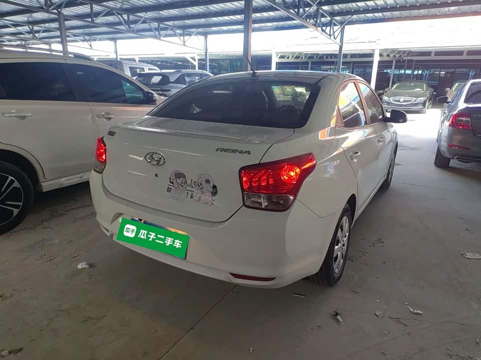 Hyundai Rena