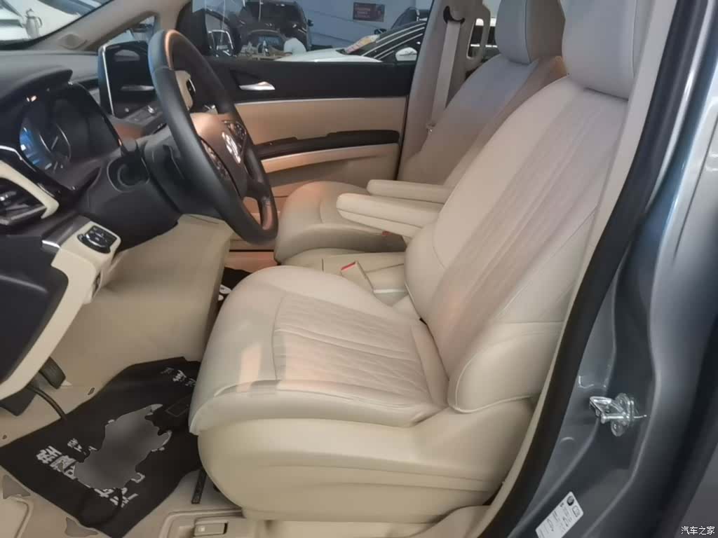 Buick GL8, 2025 15