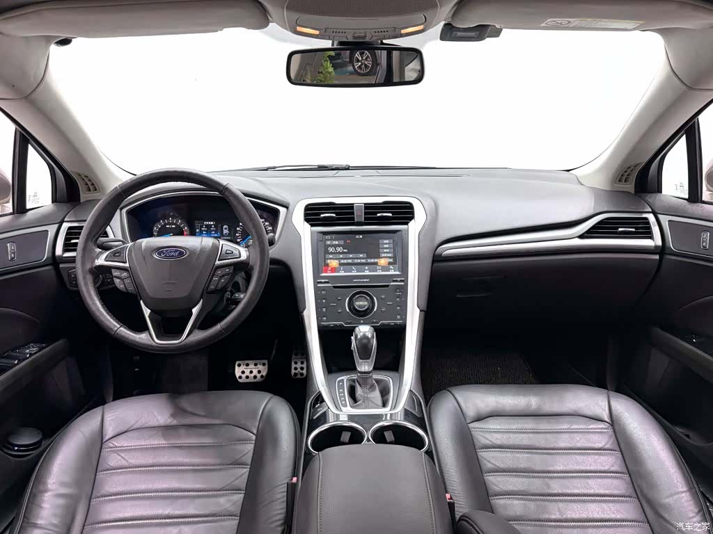 Ford Mondeo, 2015 13