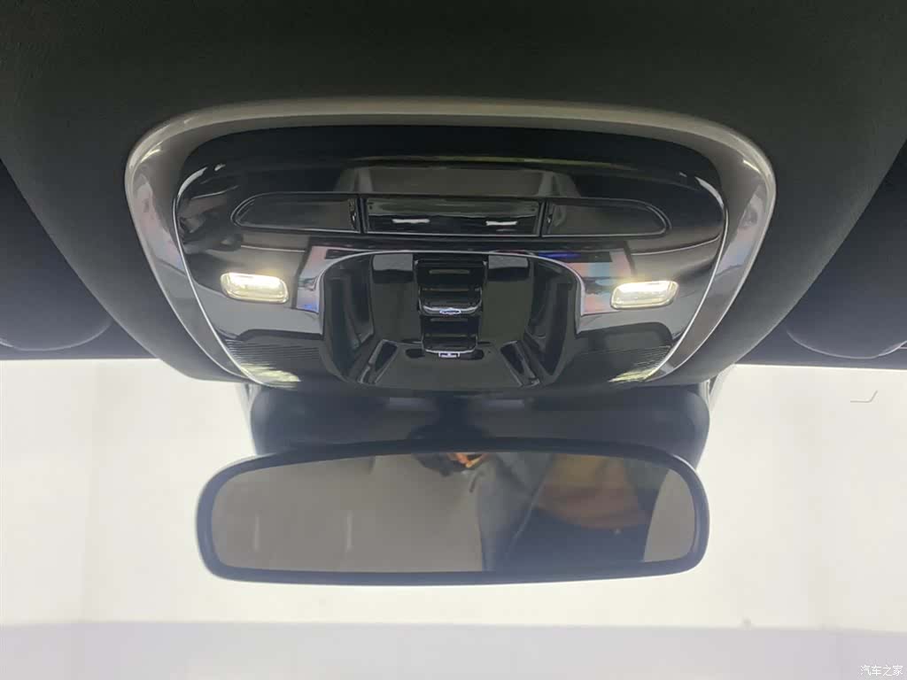 Chery Tiggo 8 Plus, 2025 28