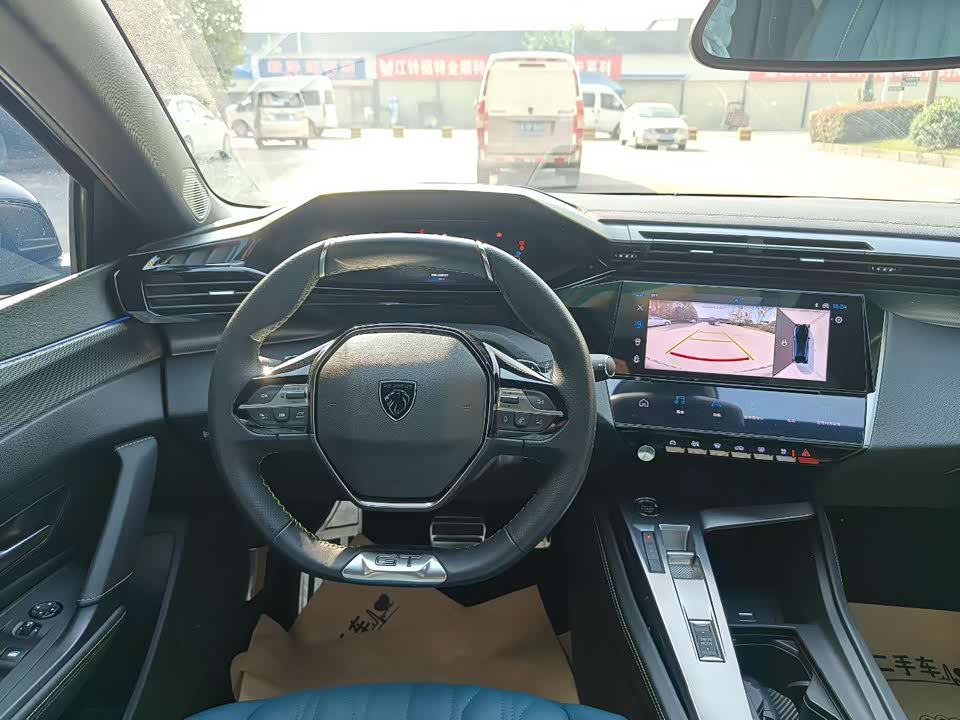 Peugeot 408X
