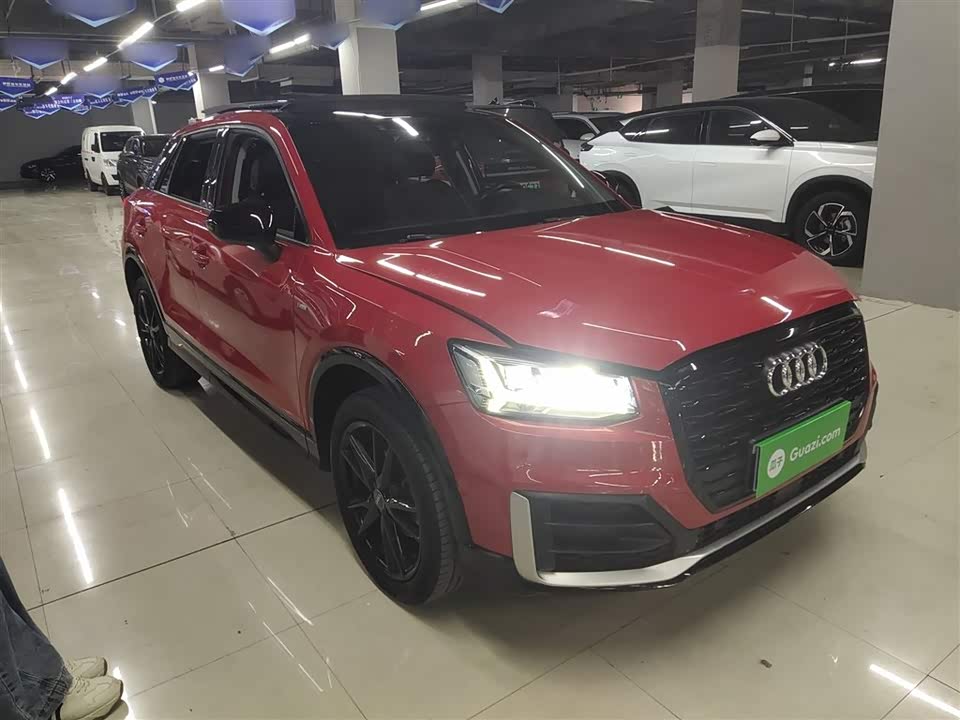 Audi Q2L