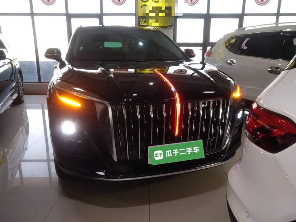Hongqi HS3