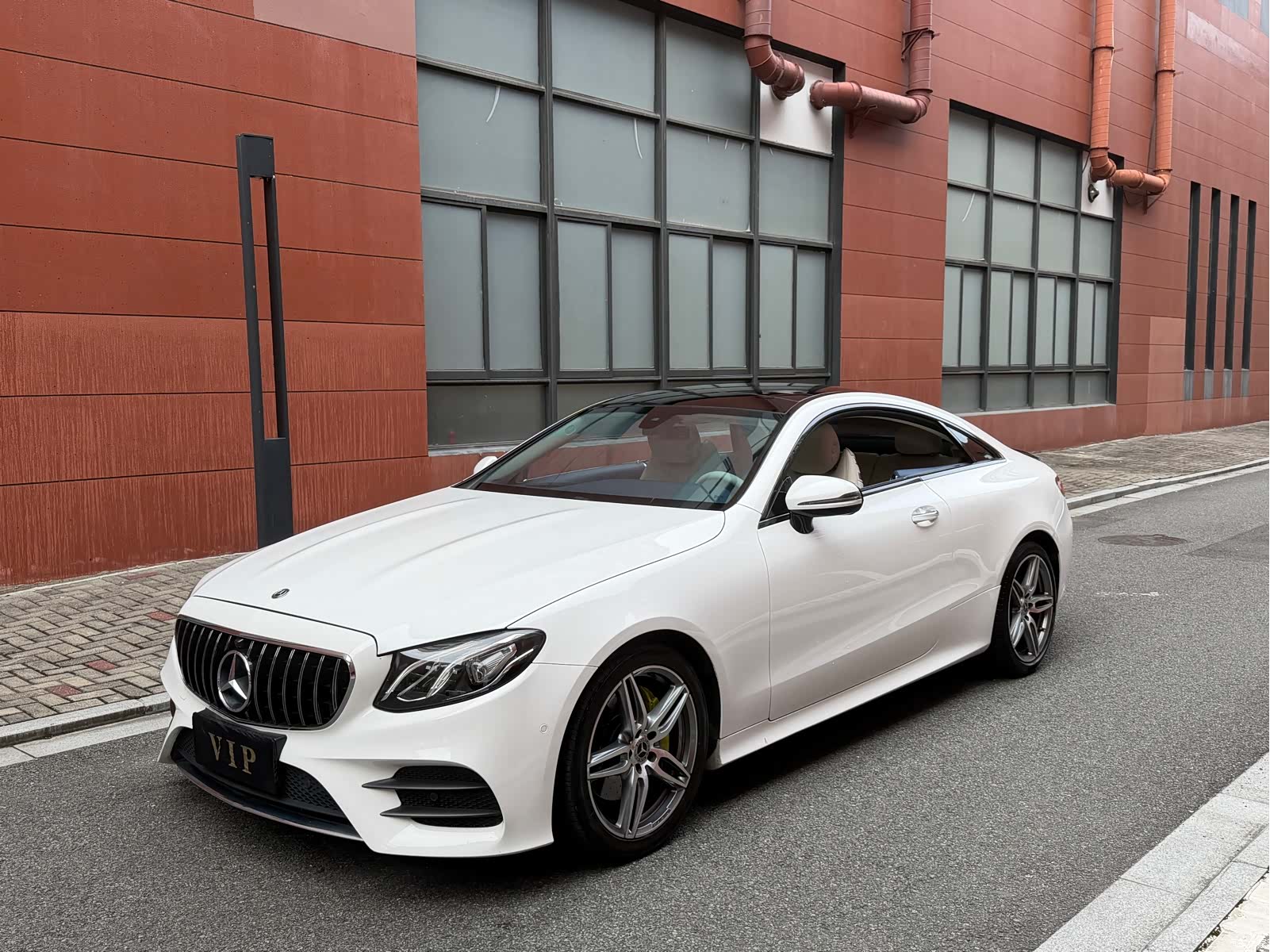 Mercedes-Benz E-Class, 2020 1