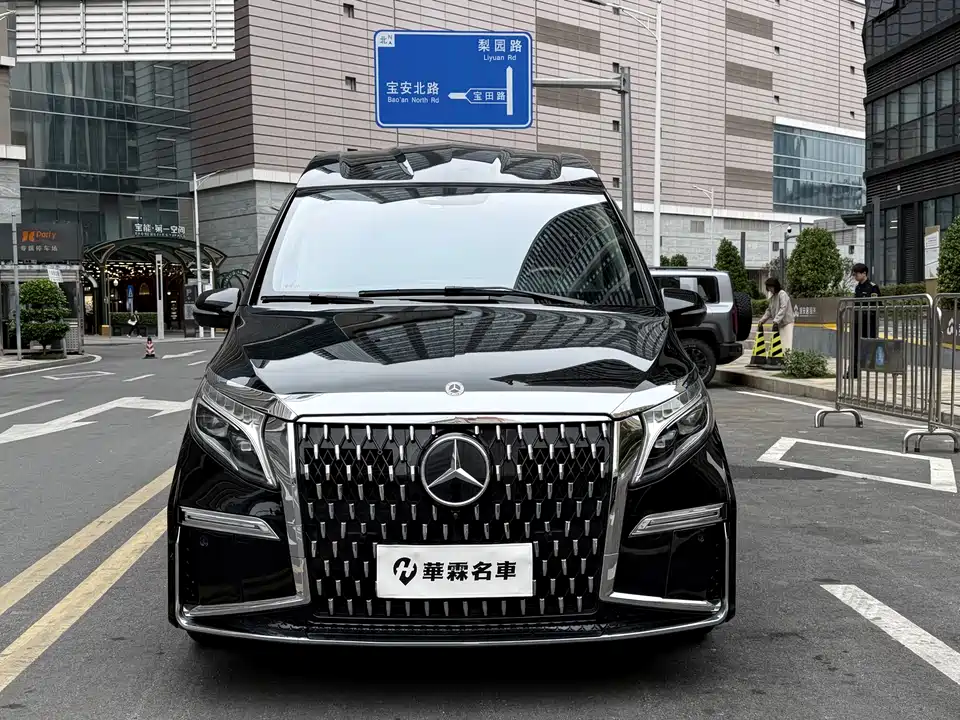 Mercedes-Benz V-class