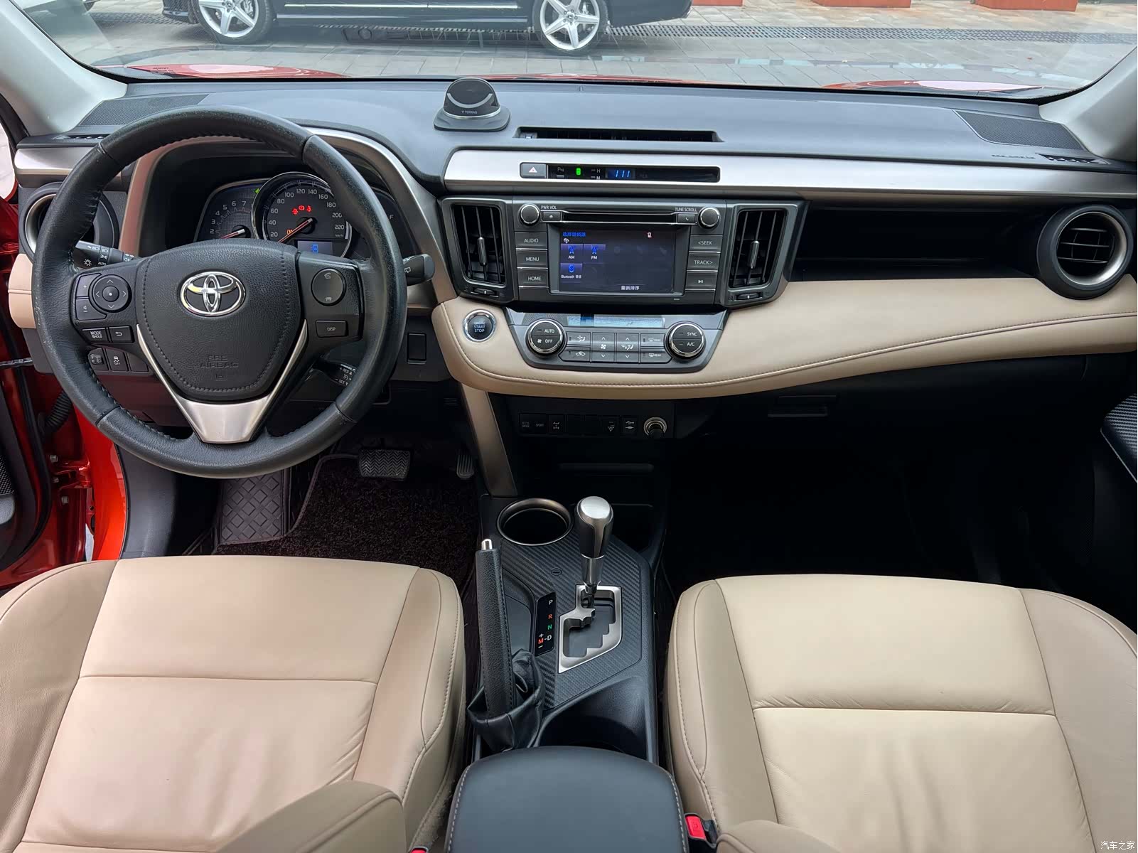Toyota RAV4, 2013 7