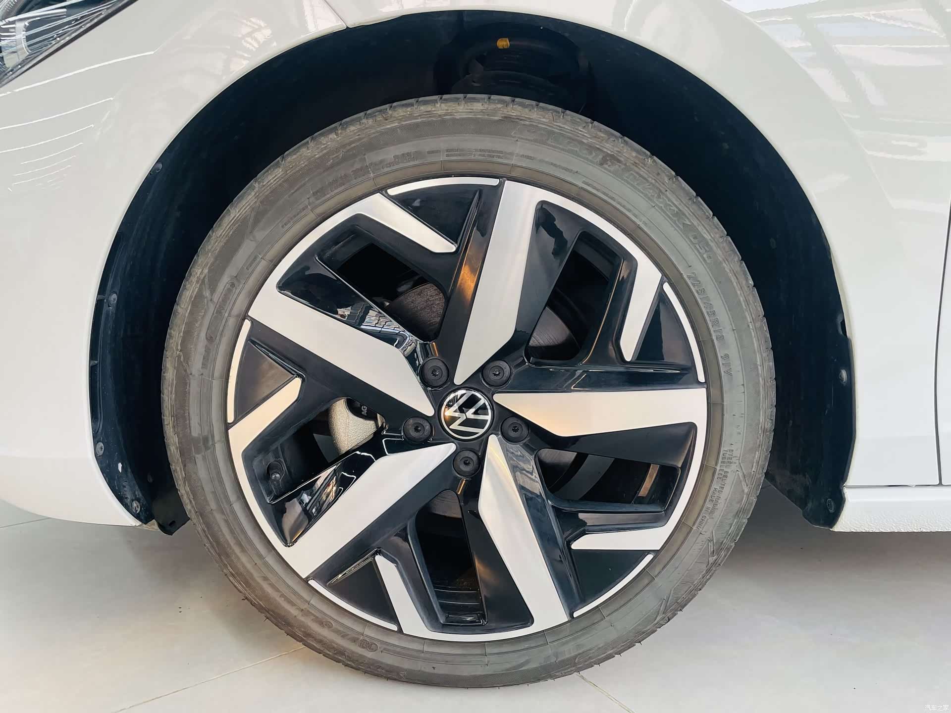 Volkswagen Lamando, 2024 3