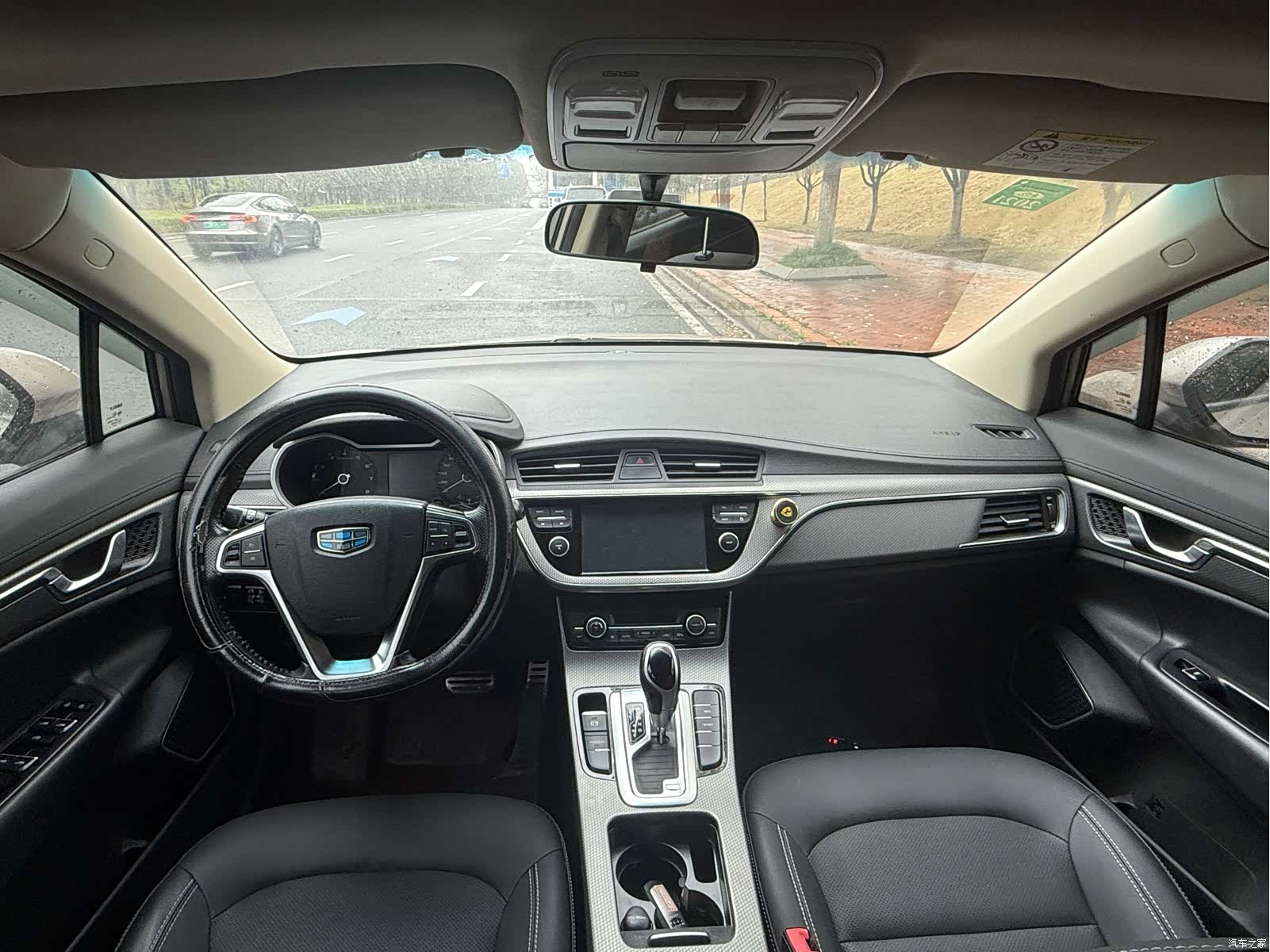 Geely Emgrand, 2017 все фото