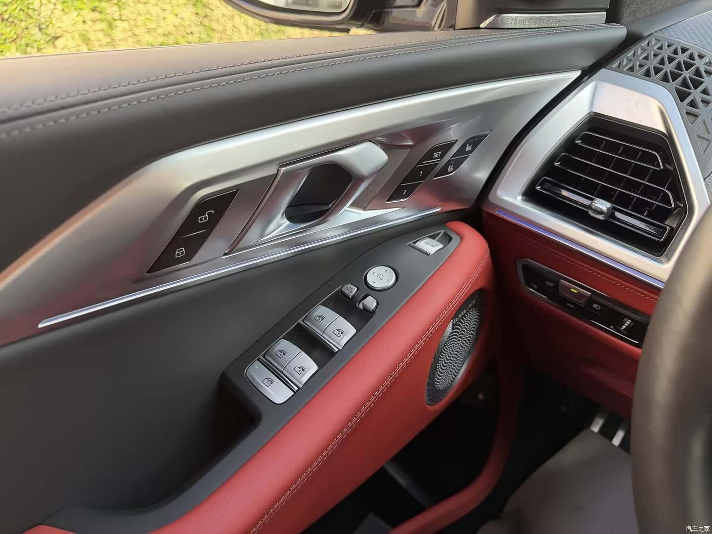 BMW XM, 2025 11