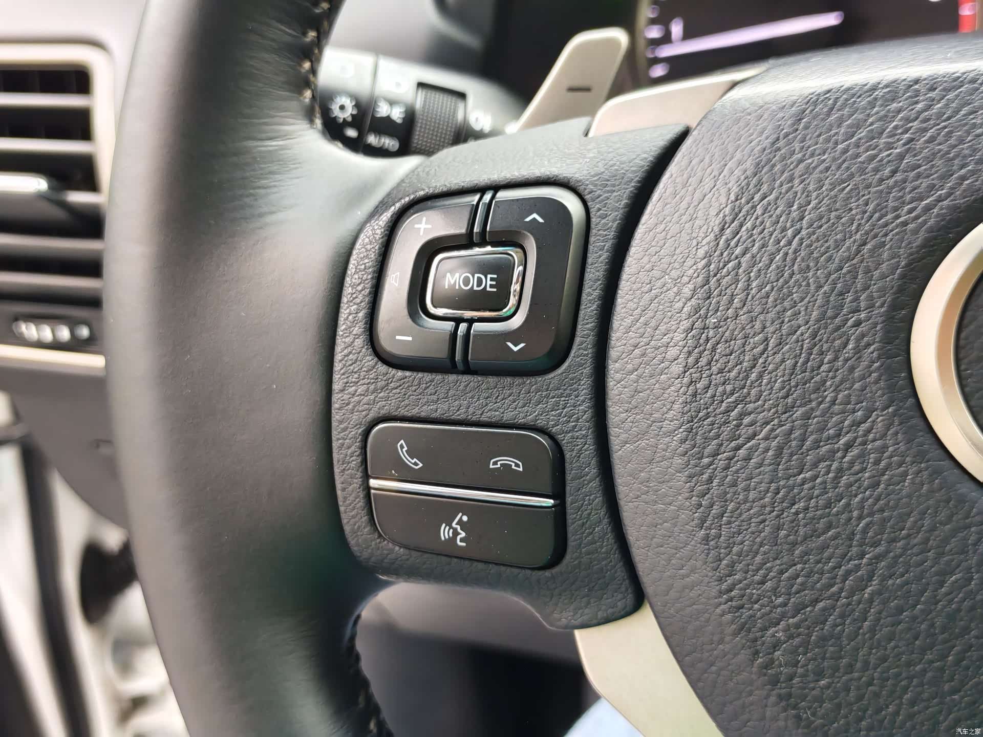 Lexus NX, 2017 14