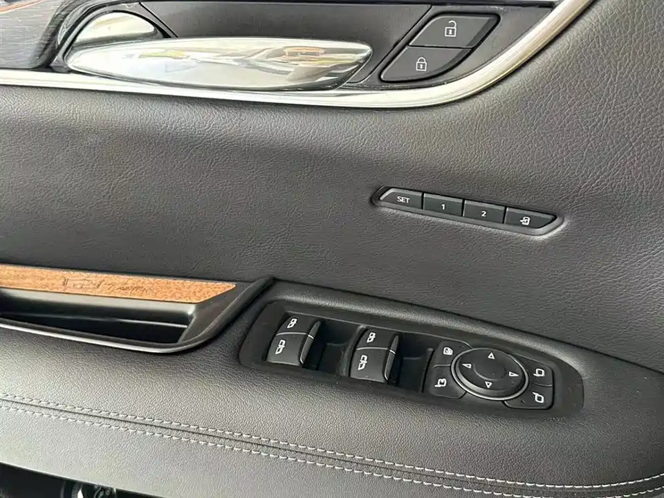 Cadillac XT5