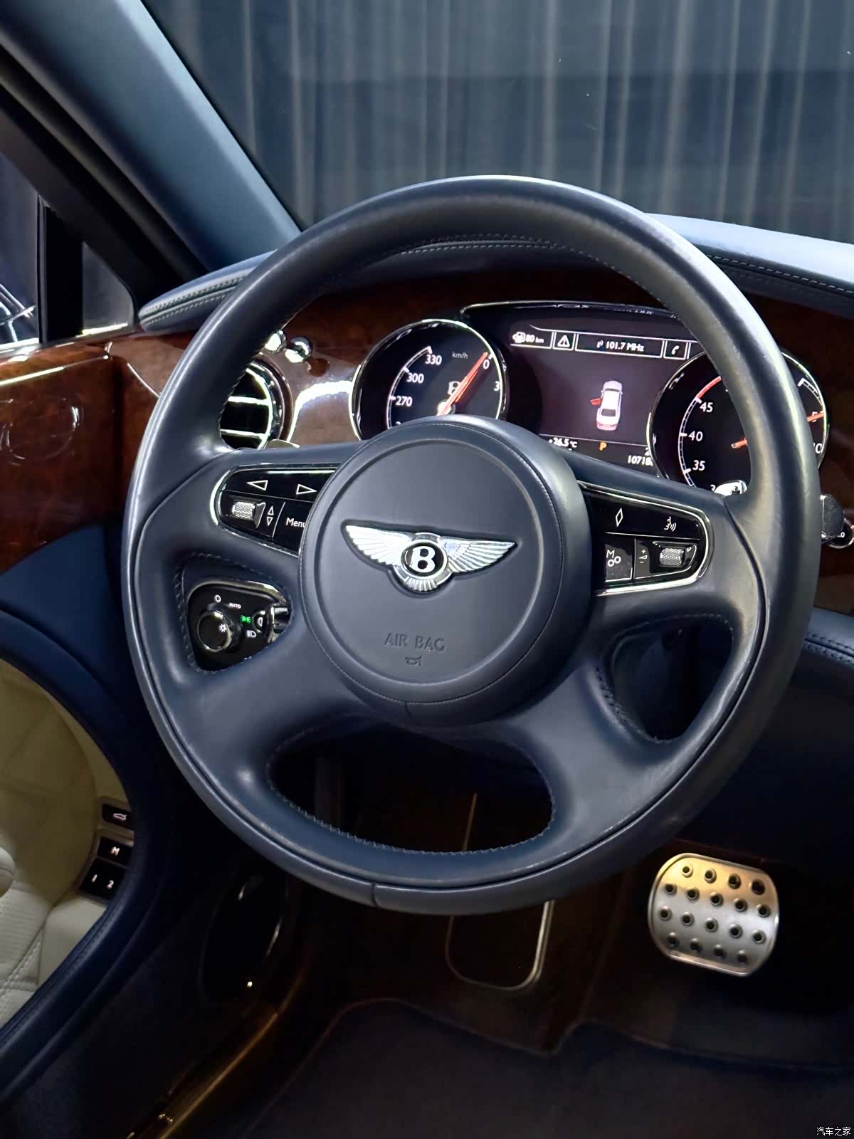 Bentley Mulsanne, 2012 22