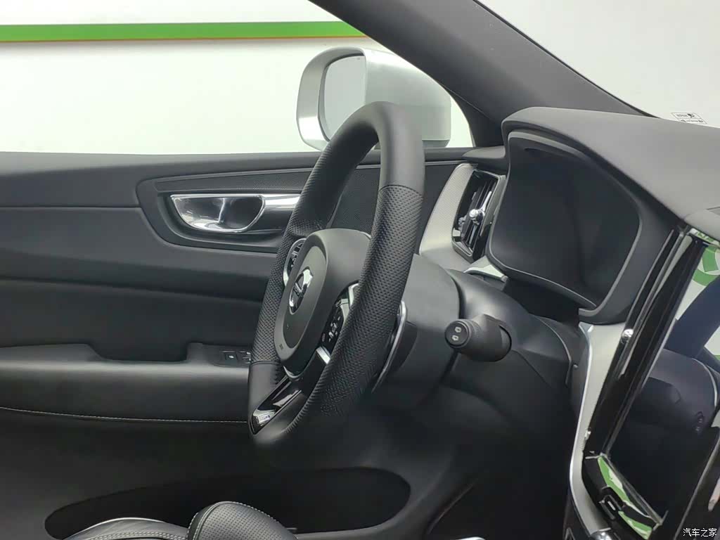 Volvo XC60, 2018 22