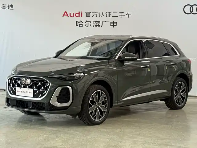 Audi Q5L 2025 — купить из Китая под заказ