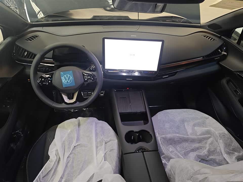 Volkswagen With the crowd 06