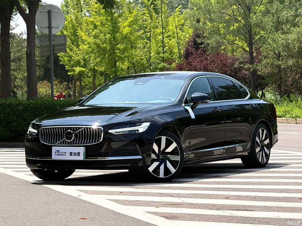 Volvo S90, 2024 1