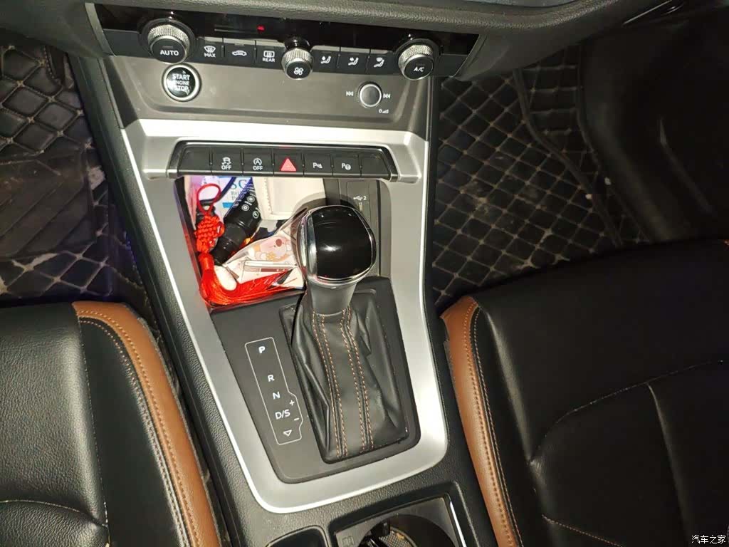 Audi Q3, 2021 11