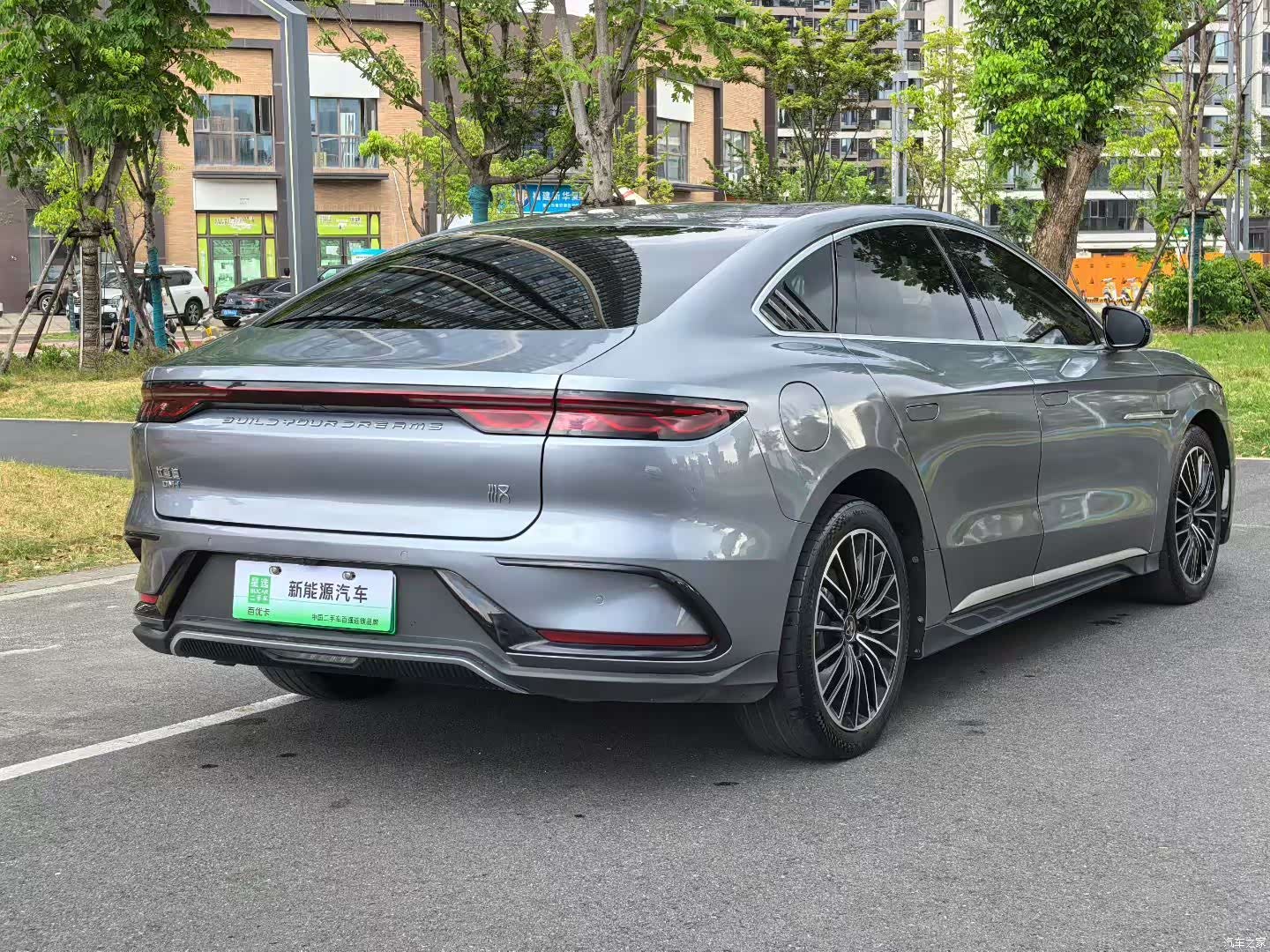 BYD Han, 2022 9