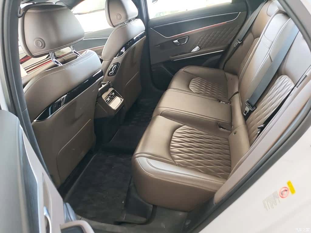 BYD Han, 2023 17