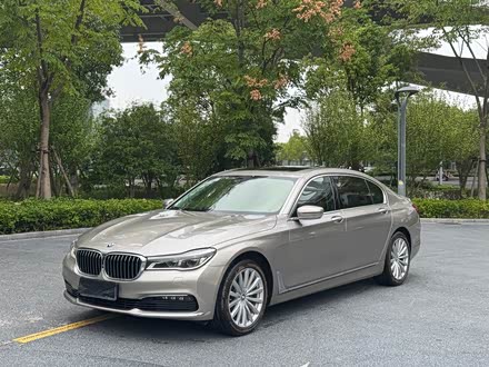 ����7ϵ 2016�� 740Li ������