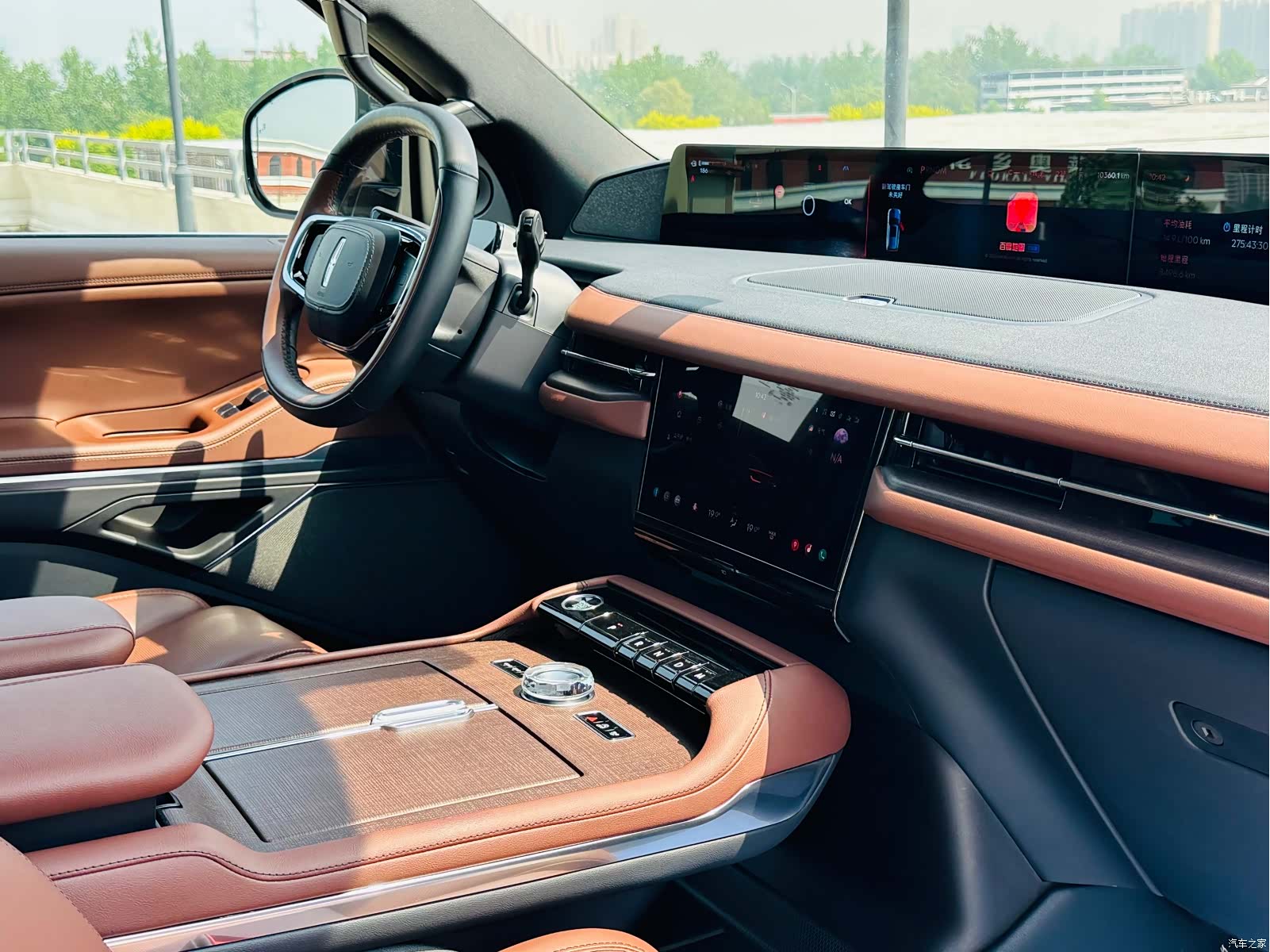 Lincoln Navigator, 2025 32