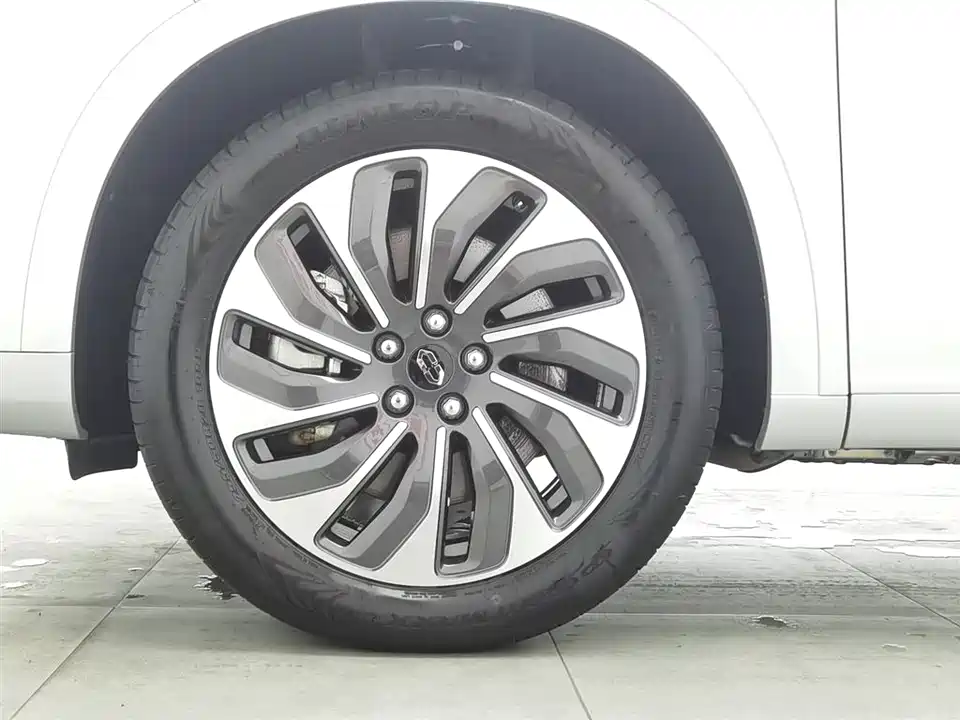 AITO Ask the world M7