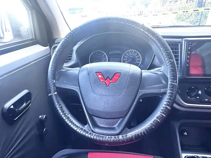 Wuling Wuling Hongguang V