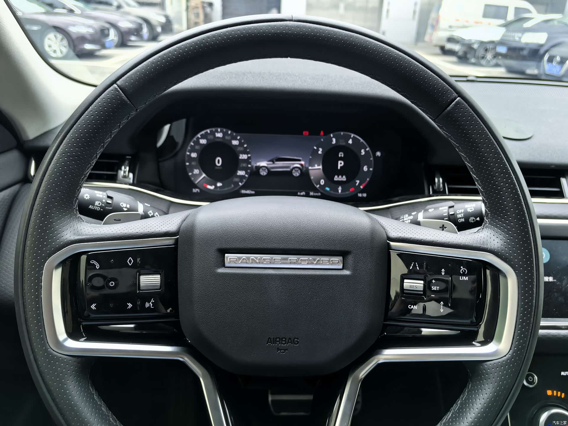 Land Rover Range Rover, 2024 12