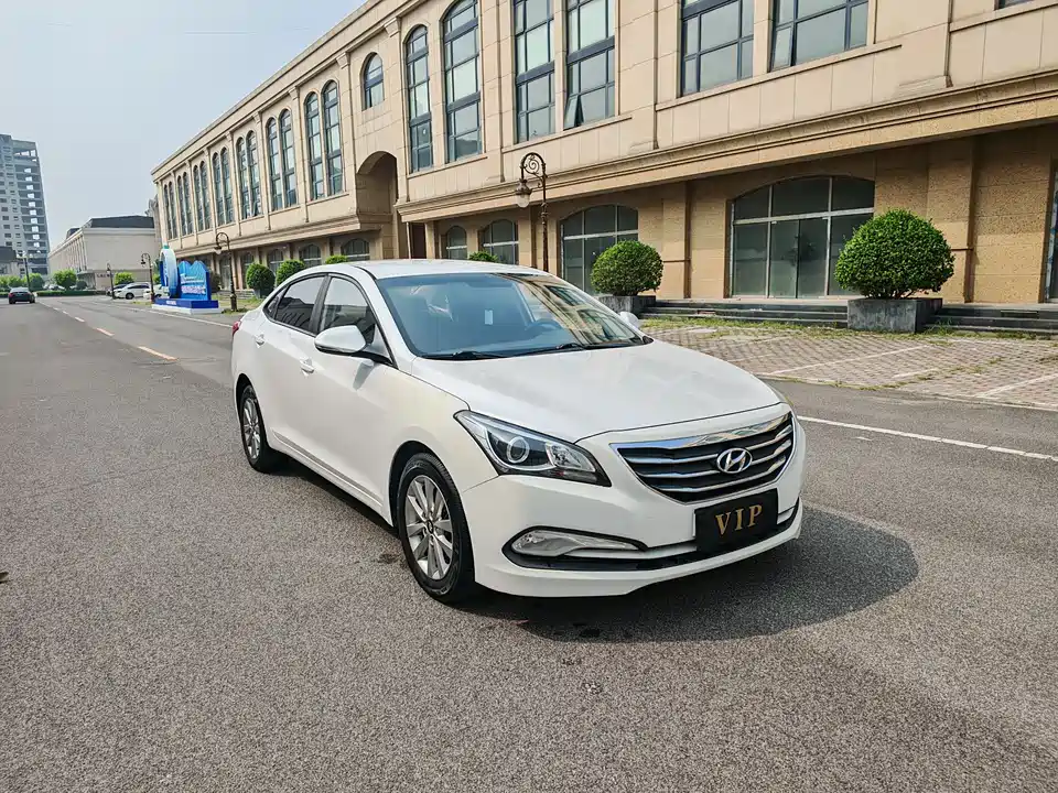 Hyundai Name picture