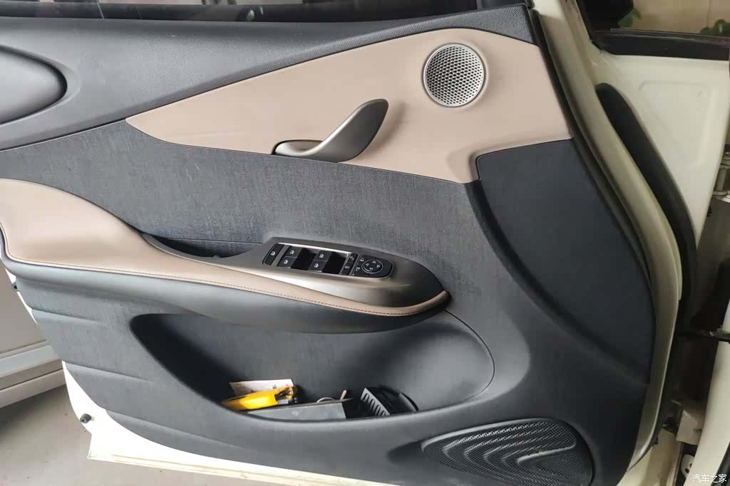 BYD Dolphin, 2023 7