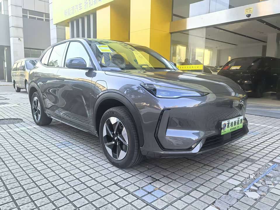 Geely Galaxy Galaxy E5