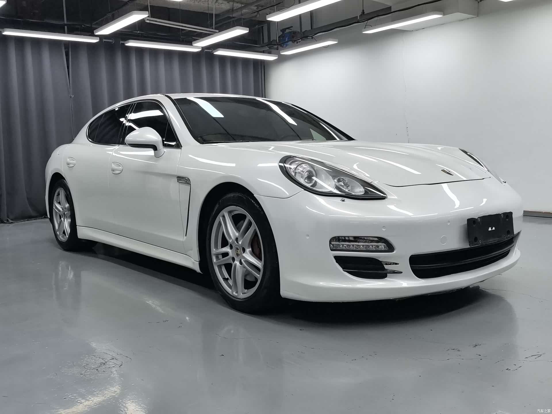 Porsche Panamera, 2012 3