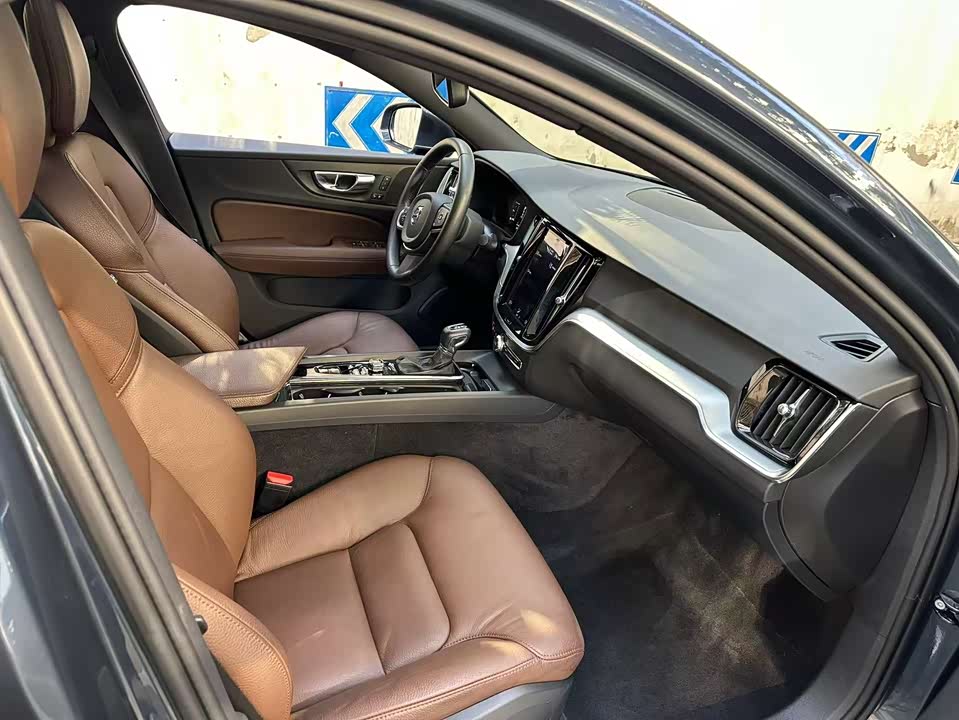 Volvo S60