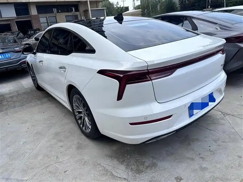 Besturn B70