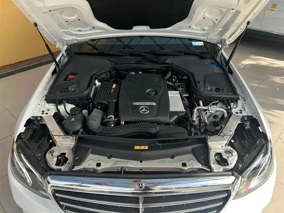 Mercedes-Benz E-class Mercedes-Benz E-class
